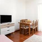 Corner House Nazaré