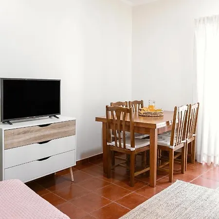 Corner House Nazaré